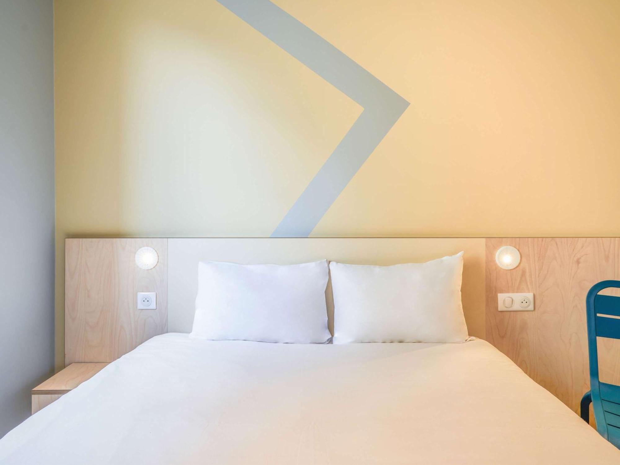 Ibis Budget Saint-Maurice Экстерьер фото